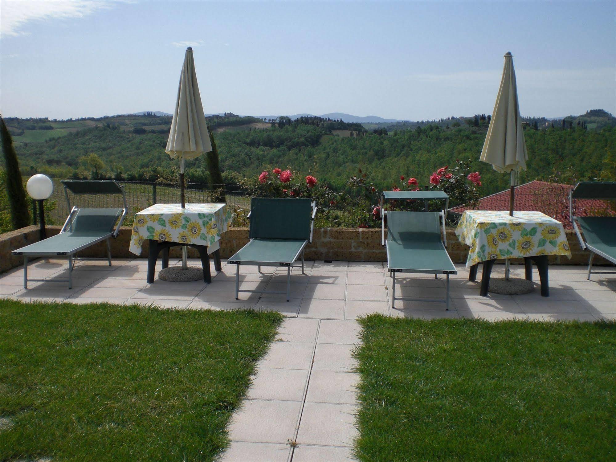 Agriturismo Il Girasole San Gimignano Bagian luar foto